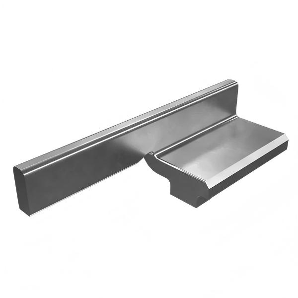 2534628 Drawbar wear strip